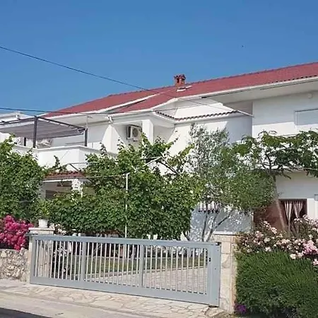 In With Sea View, Balcony, Air Conditioning, Wifi 809-3
