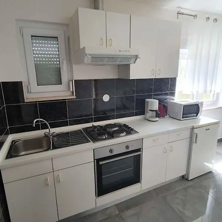 شقة In With Sea View, Balcony, Air Conditioning, Wifi 809-3