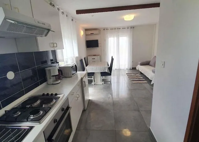 شقة In With Sea View, Balcony, Air Conditioning, Wifi 809-3 *