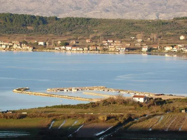 شقة In With Sea View, Balcony, Air Conditioning, Wifi 809-3 Ljubač